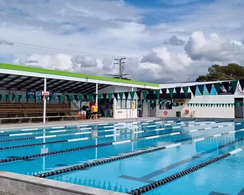 Whangamatā Community Swimming Pool